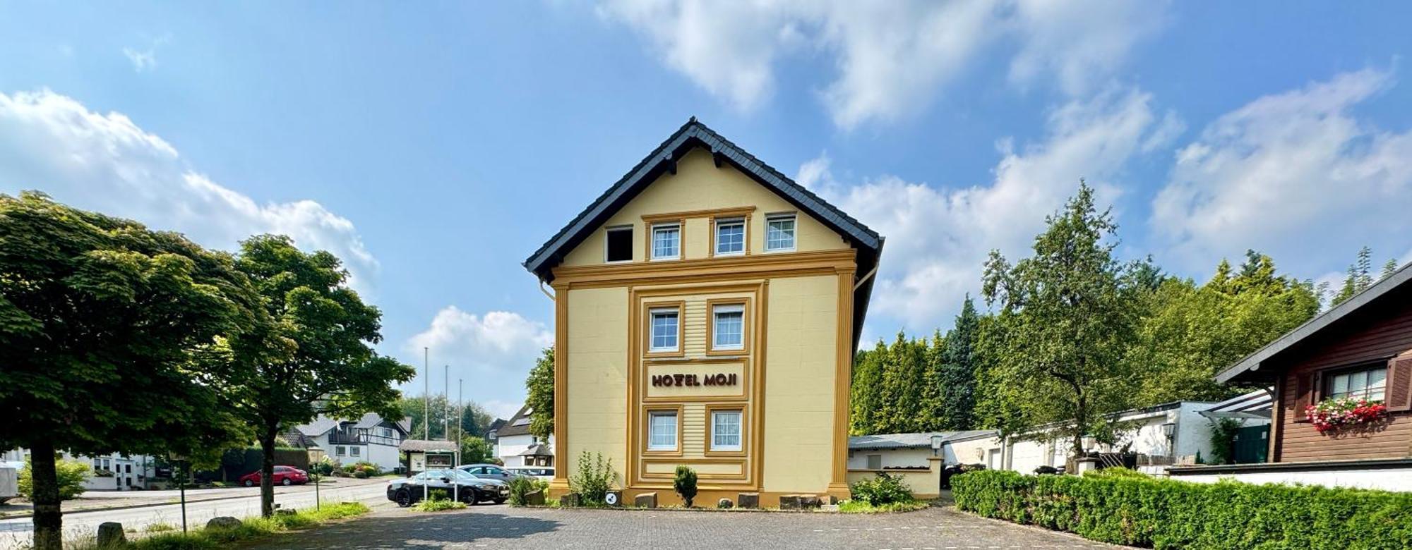 Hotel Moji 3 Landhaus Koeln Линдлар Экстерьер фото